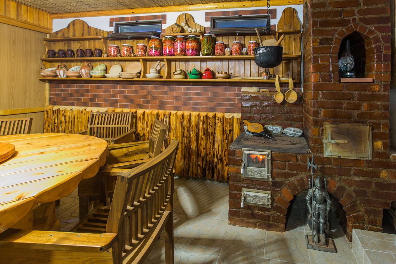 Hotel Raxand Residence Mioveni Luaran gambar