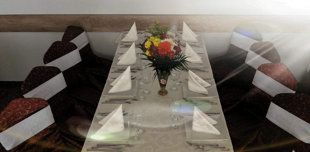 Hotel Raxand Residence Mioveni Luaran gambar